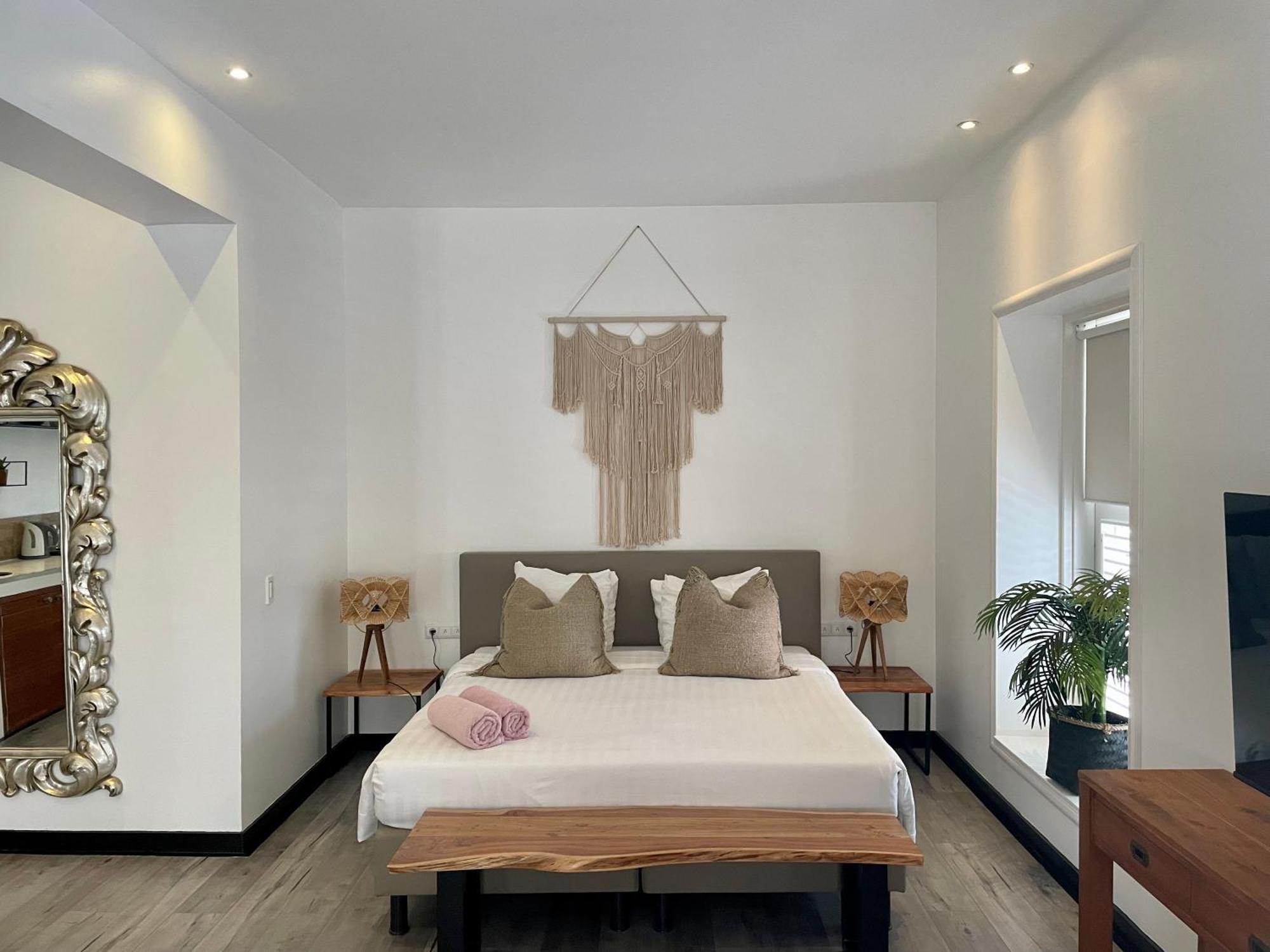 Saint Tropez Boutique Hotel Виллемстад Номер фото