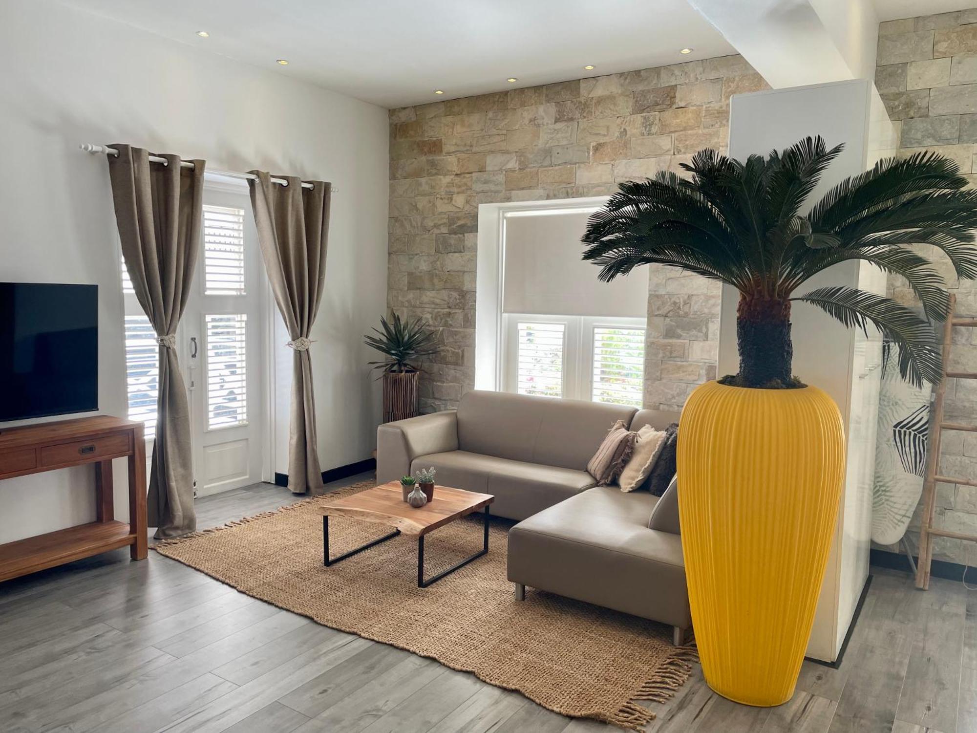 Saint Tropez Boutique Hotel Виллемстад Номер фото